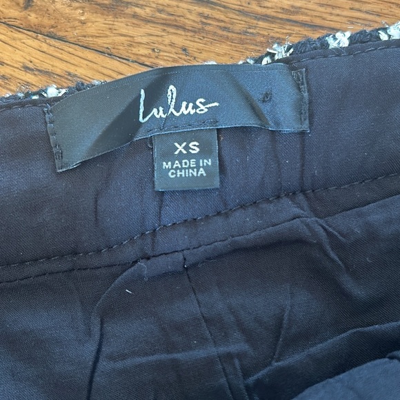 Lulus Black and White Tweed Mini Skirt Size XS - Picture 4 of 7